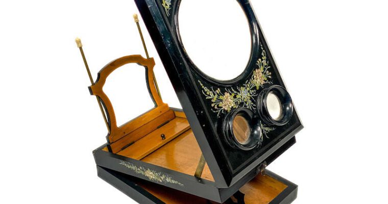 Foldable Pantoscope ‘à double socle’, Floral Decor
