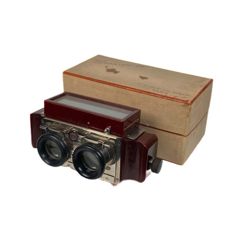 Rollfilm-Stereoscope ‘Verascope 40’, First Model, with Original Storage Box