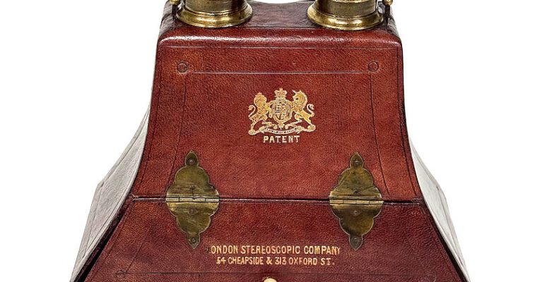 Brewster Stereoscope, Claudet Patent, Cooke Patent, Morrocan Leather, Luxe