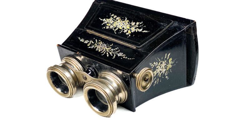 Stereoscope, Floral Decor