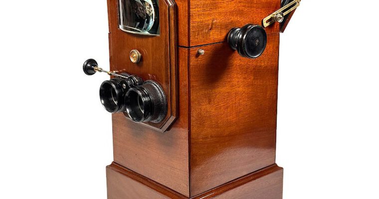 Chain-Stereoscope ‘Stéréo-Monocle, Système L. Leroy’ for stereoscopic and panoramic views