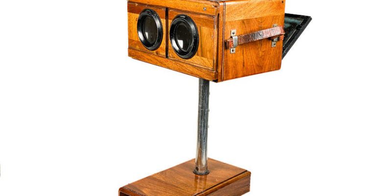 Cuboid Stereoscope with&nbsp;Stand