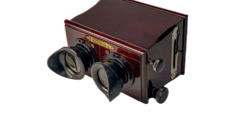 Stereoscope ‘Planox’, Long Focus, with Original Storage Box