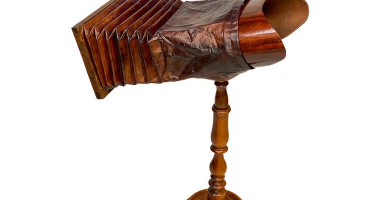Holmes Stereoscope with ‘Chambre Mobile’ and&nbsp;Stand