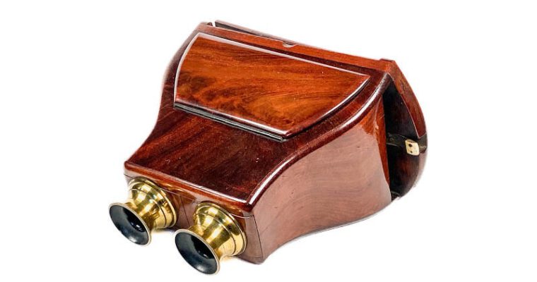 Brewster Stereoscope, Claudet Patent, Foldable Back