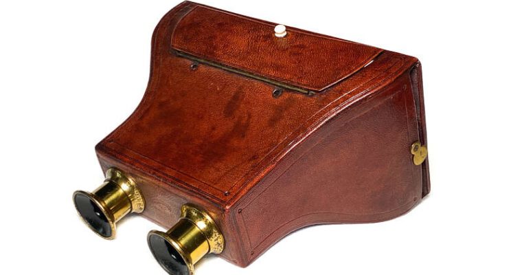 Brewster Stereoscope, Claudet Patent, Morrocan Leather, Luxe