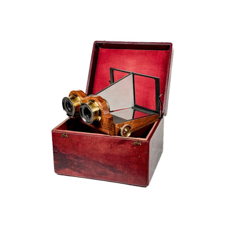 Stereoscope ‘Patent Achromatic Mirror Stereoscope’ with Original Storage Box