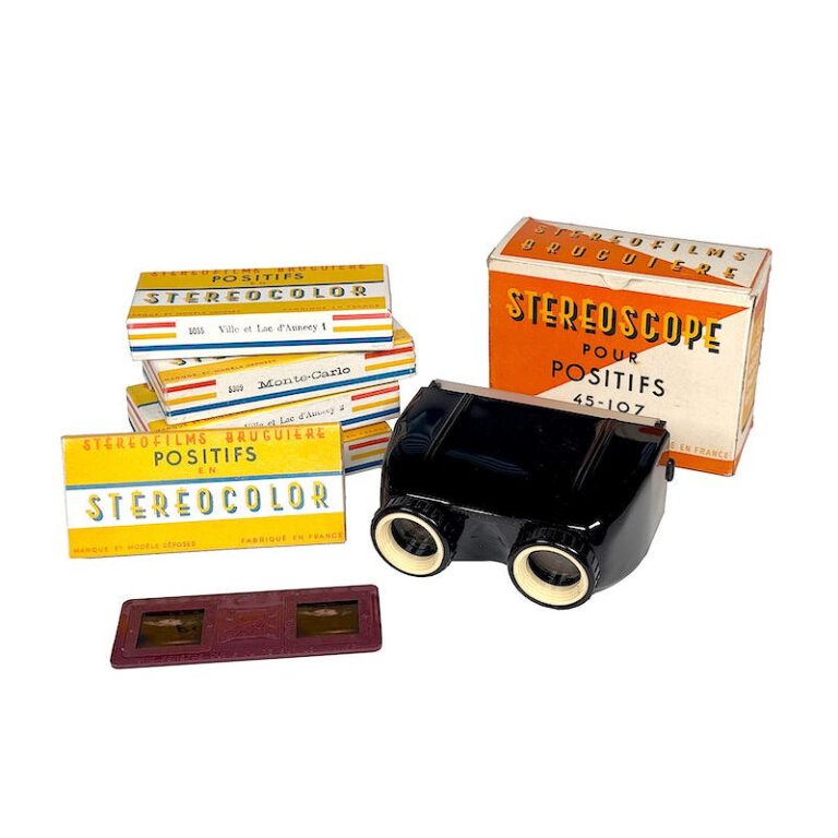 Cardboard Stereoscope with Original Storage Box and Image&nbsp;Sets