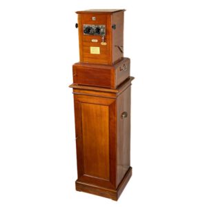 Tray-Stereoscope ‘Le Taxiphote No. 1’ with additional Magnification Lenses and Original Storage Cabinet containing Autochrome Collection