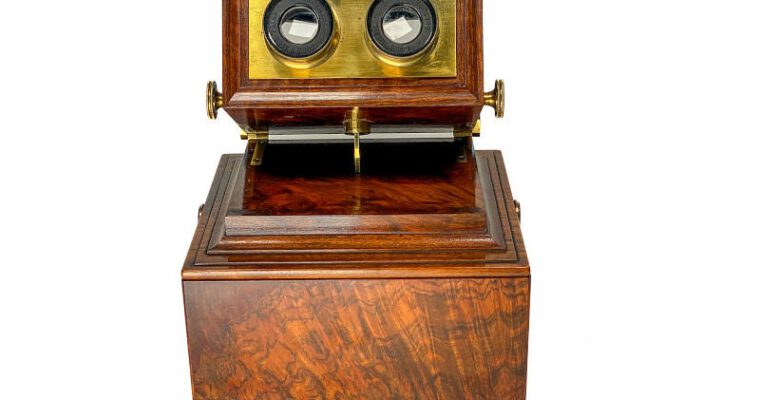 Boxed Stereoscope ‘The Achromatic Stereoscope’, Exclusive Version