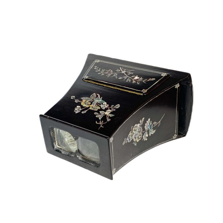Brewster Stereoscope, Mother of Pearl, Prismatic Lenses, Luxe