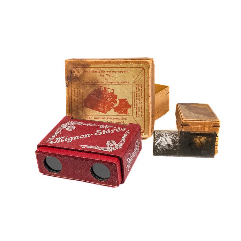 Stereoscope ‘Mignon-Stéréo’ with Original Storage Box and Image&nbsp;Set