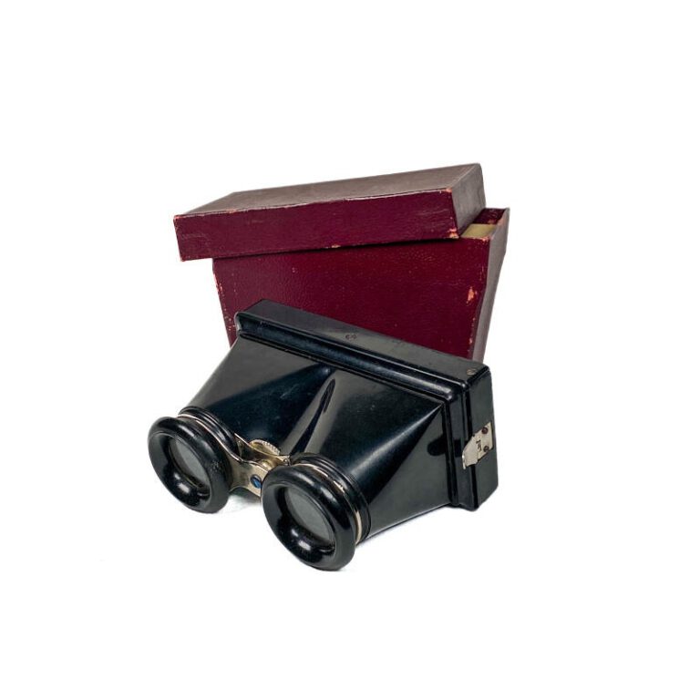 Stereoscope ‘en ivorine noir’ with Original Storage Box