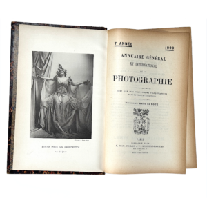 Annuaire Général et International de la Photographie 1898 (7th Year) (D112)